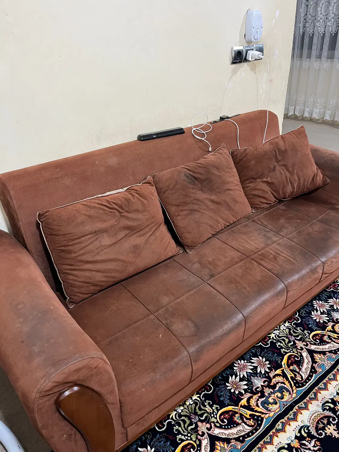 مبلمان در حد نو|مبلمان خانگی و میز عسلی|گرگان, |دیوار