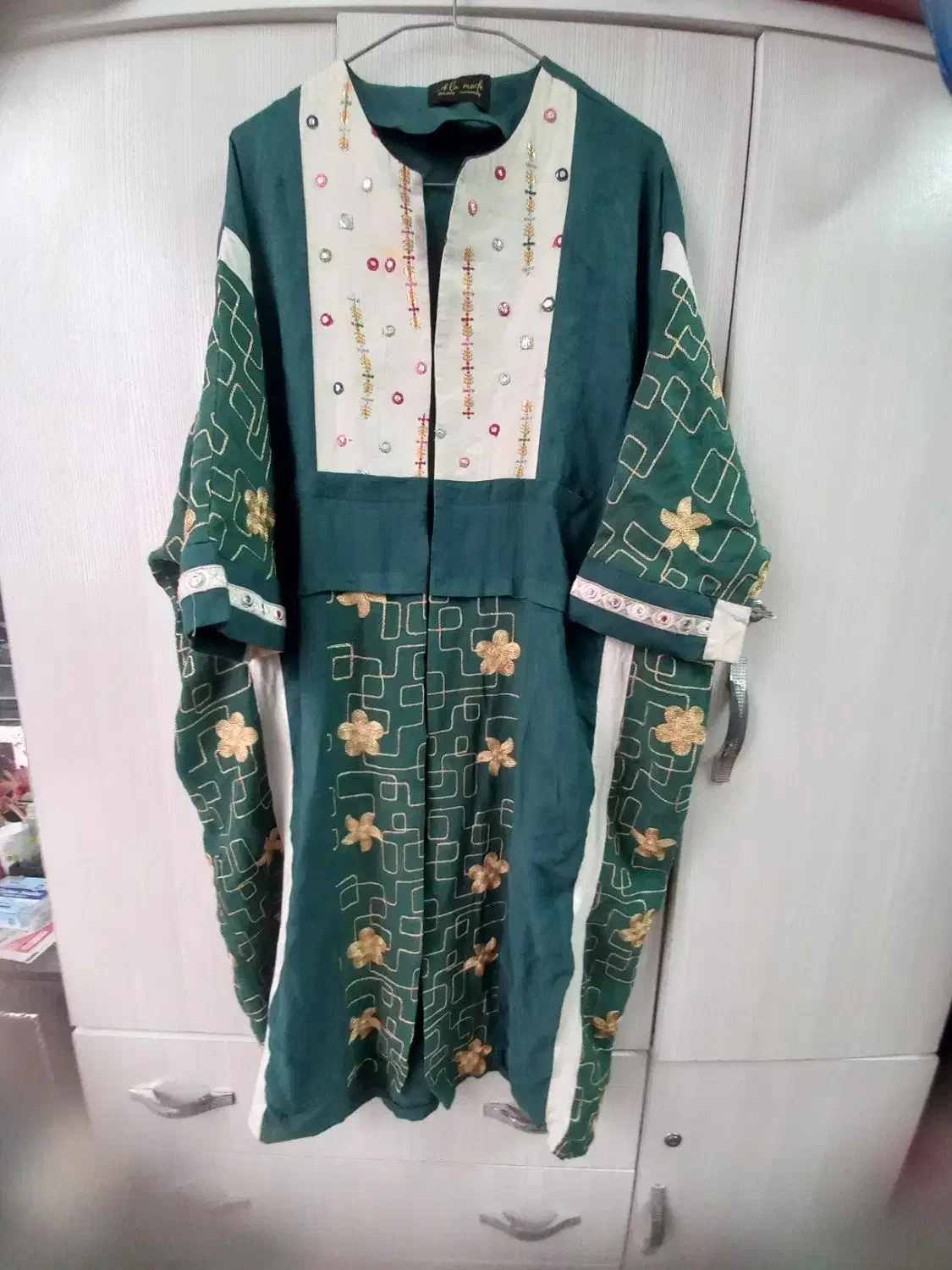 لباس|لباس|قم, شهرک امام حسن|دیوار