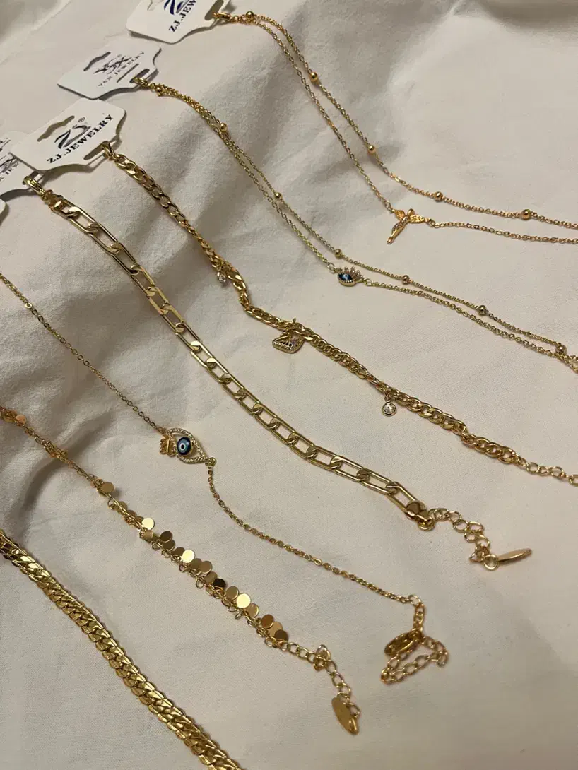 پابند استیل همه برندی شروع قیمت از ۱۹۵|بدلیجات|اصفهان, احمدآباد|دیوار