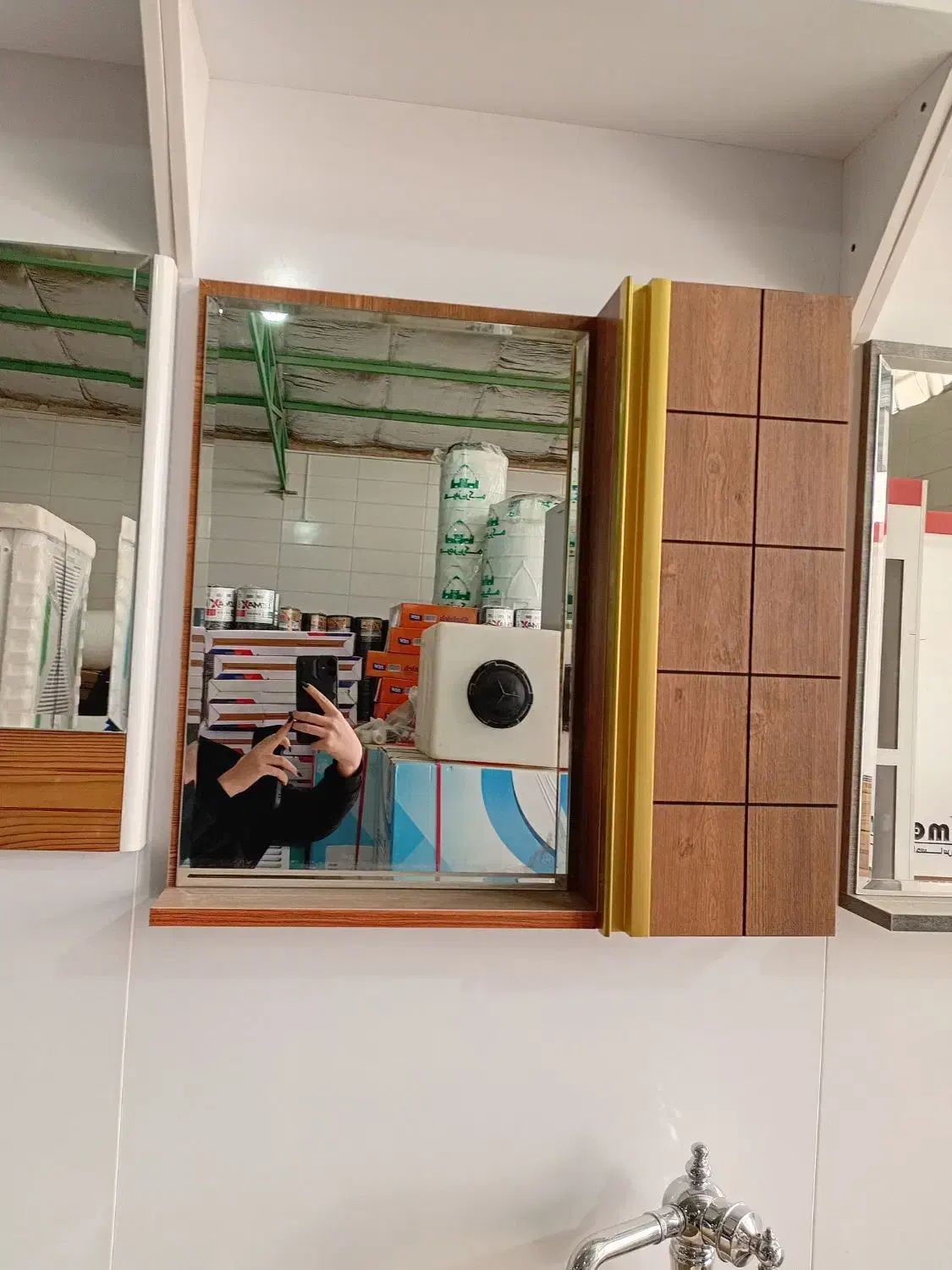 کابین و آینه توالت|لوازم سرویس بهداشتی|یزد, |دیوار