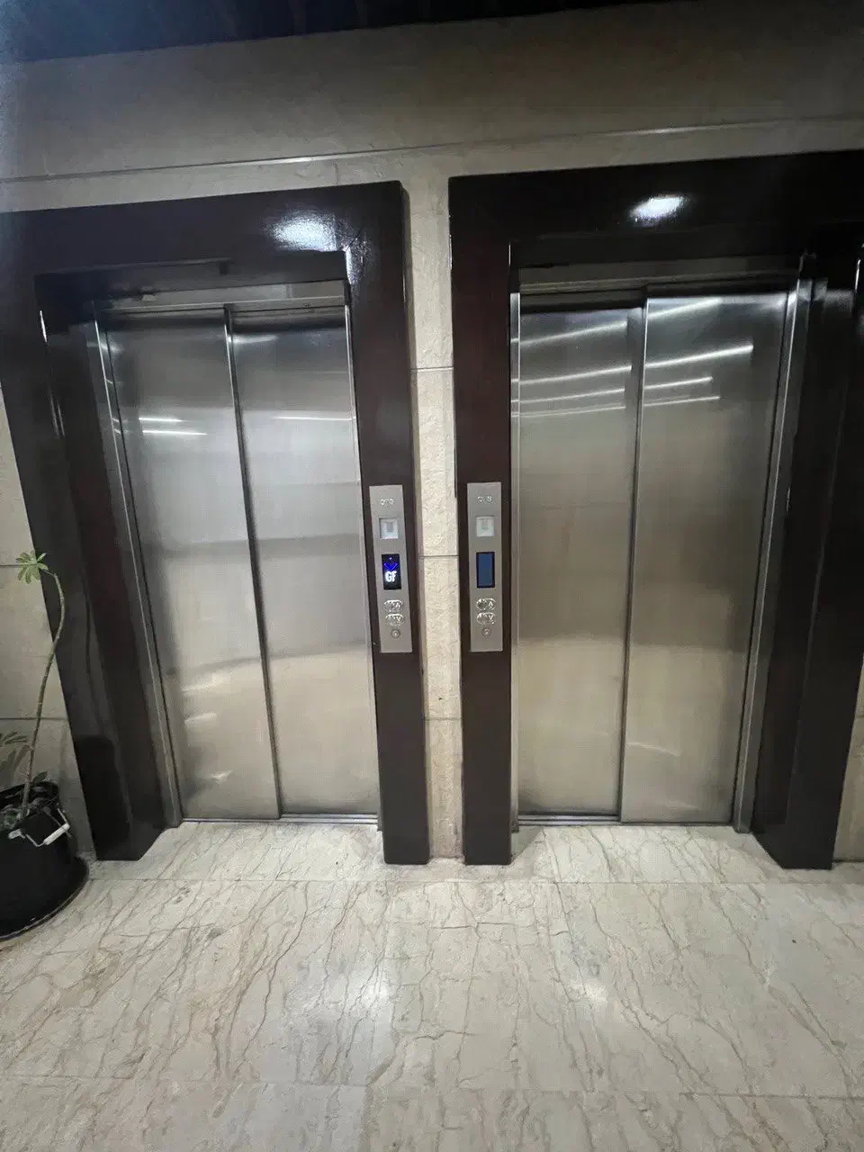 133 متر دفتر سند اداری نیاوران خاص|اجارهٔ دفتر کار، اتاق اداری، مطب|تهران, کامرانیه|دیوار