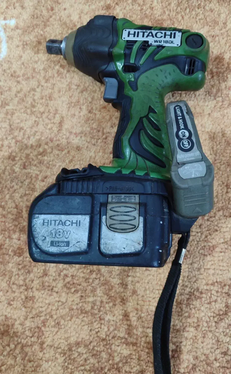 بکس شارژی|ابزارآلات|اهرم, |دیوار