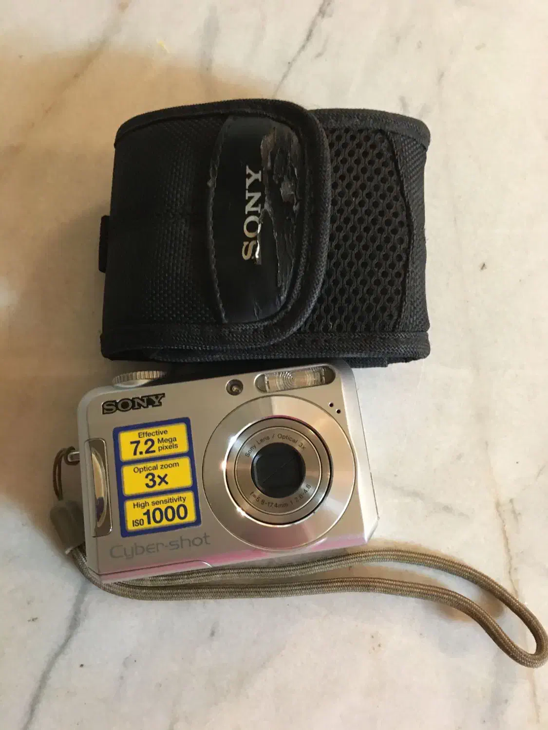 دوربین سونی بسیار نونو تمیز بدون خط خش|دوربین عکاسی و فیلم‌برداری|تهران, شهرک ولیعصر جنوبی|دیوار