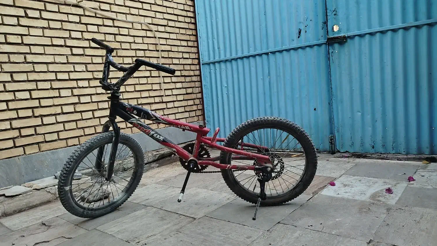 دوچرخه 20 حرفه‌ای به فروش می‌رسید|دوچرخه، اسکیت، اسکوتر|آبادان, |دیوار