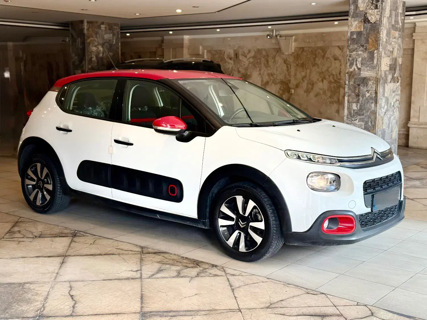 استثنائی ترین C3 مدل ۹۸|خودرو سواری و وانت|تهران, هروی|دیوار