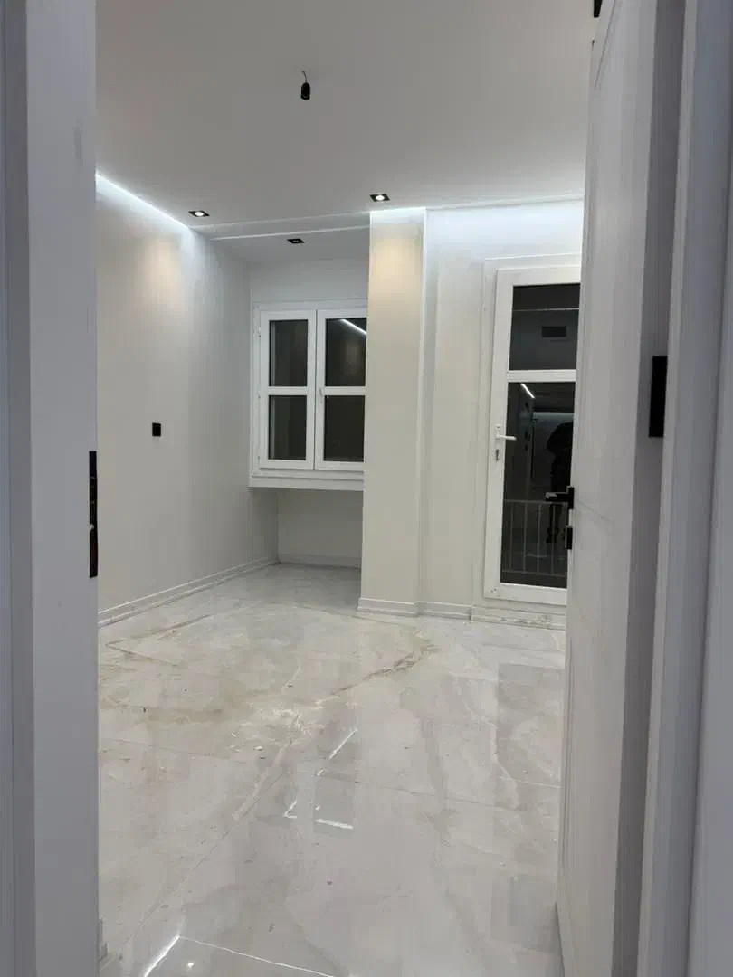 ۱۹۰ متر / فول بازسازی شده/نیمه فرنیش/مهستان