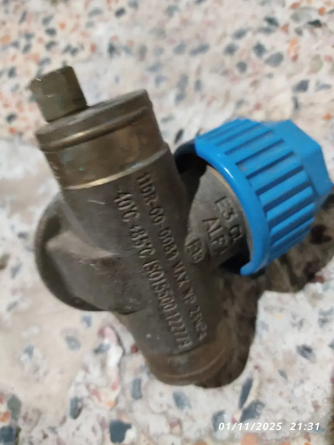 شیر سی ان جی پراید دو مخزن آلفا|قطعات یدکی و لوازم جانبی|میانه, |دیوار