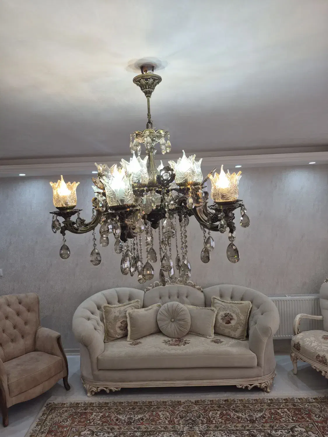 لوستر ۱۲ شاخه برنجی اصلی|لوستر و چراغ آویز|گنبد کاووس, |دیوار