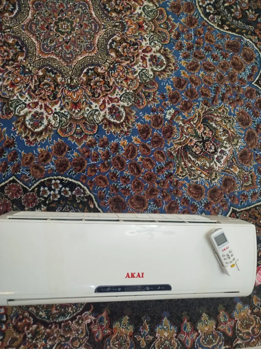 اسپیلت اکای|کولر گازی و فن‌کوئل|شیراز, ارم|دیوار