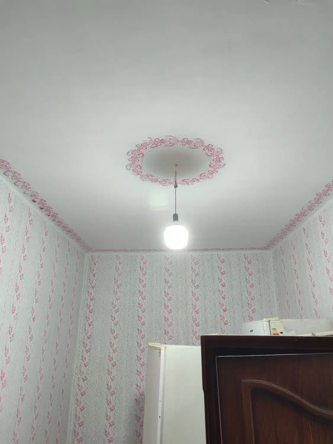 اجرای طرح کاغذدیواری با ۷۵۰تومان‌ +نقاشی ساختمان|خدمات پیشه و مهارت|ورامین, ورامین|دیوار