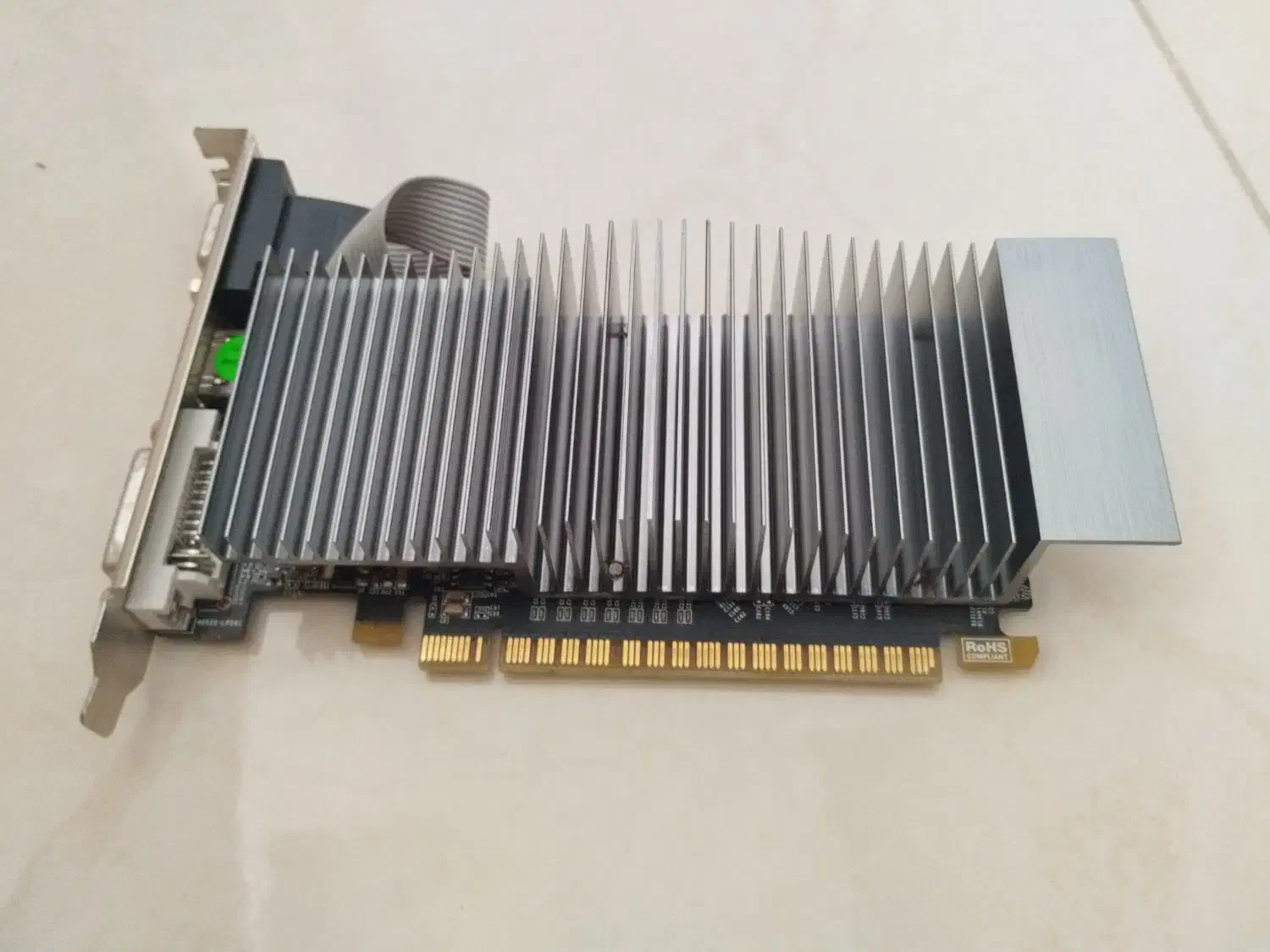 گرافیک ۱ گیگابایت ۶۴ بیت|قطعات و لوازم جانبی رایانه|کرمانشاه, |دیوار