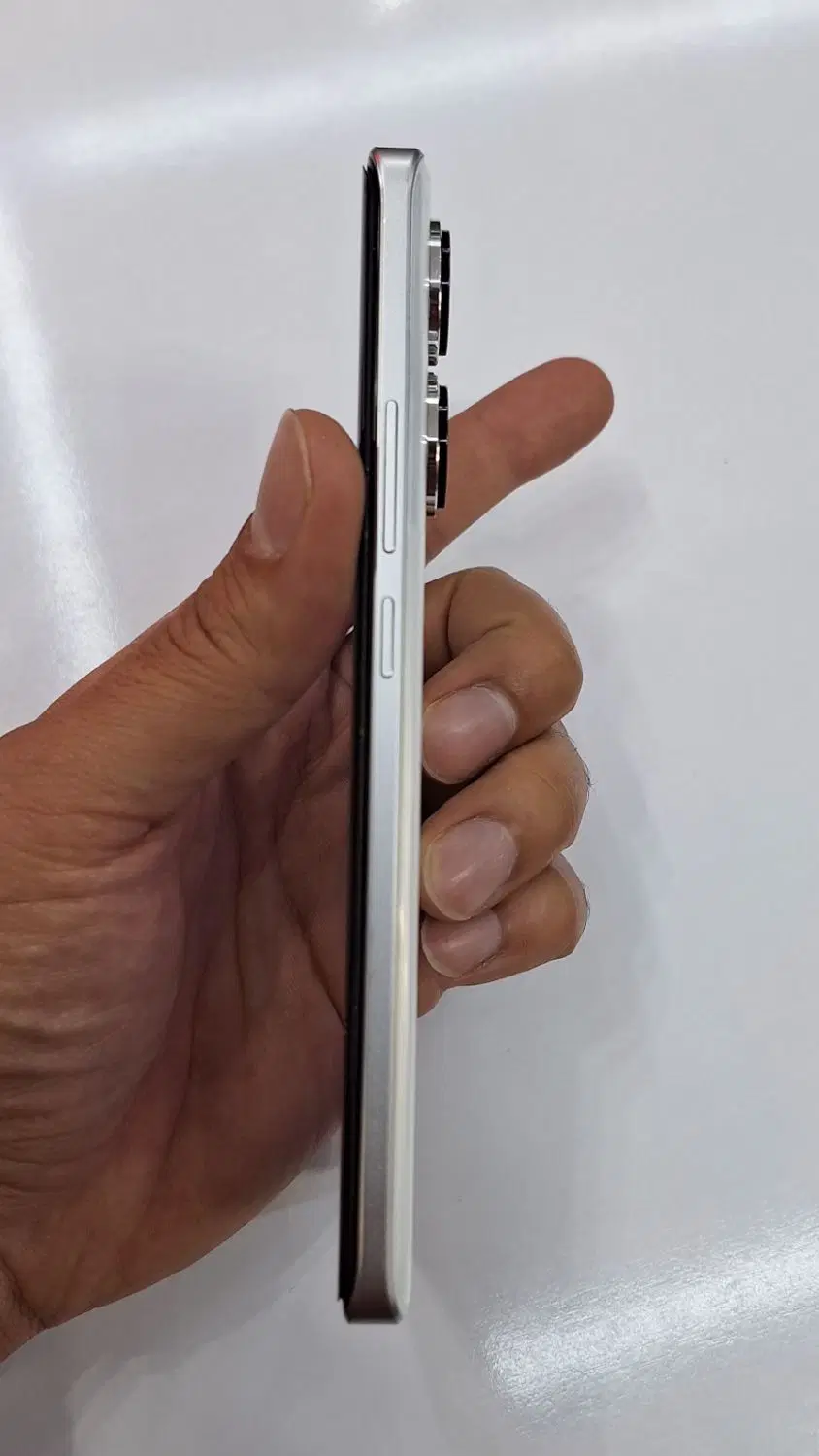 Redmi Note 13 pro plus|موبایل|فولادشهر, B4|دیوار