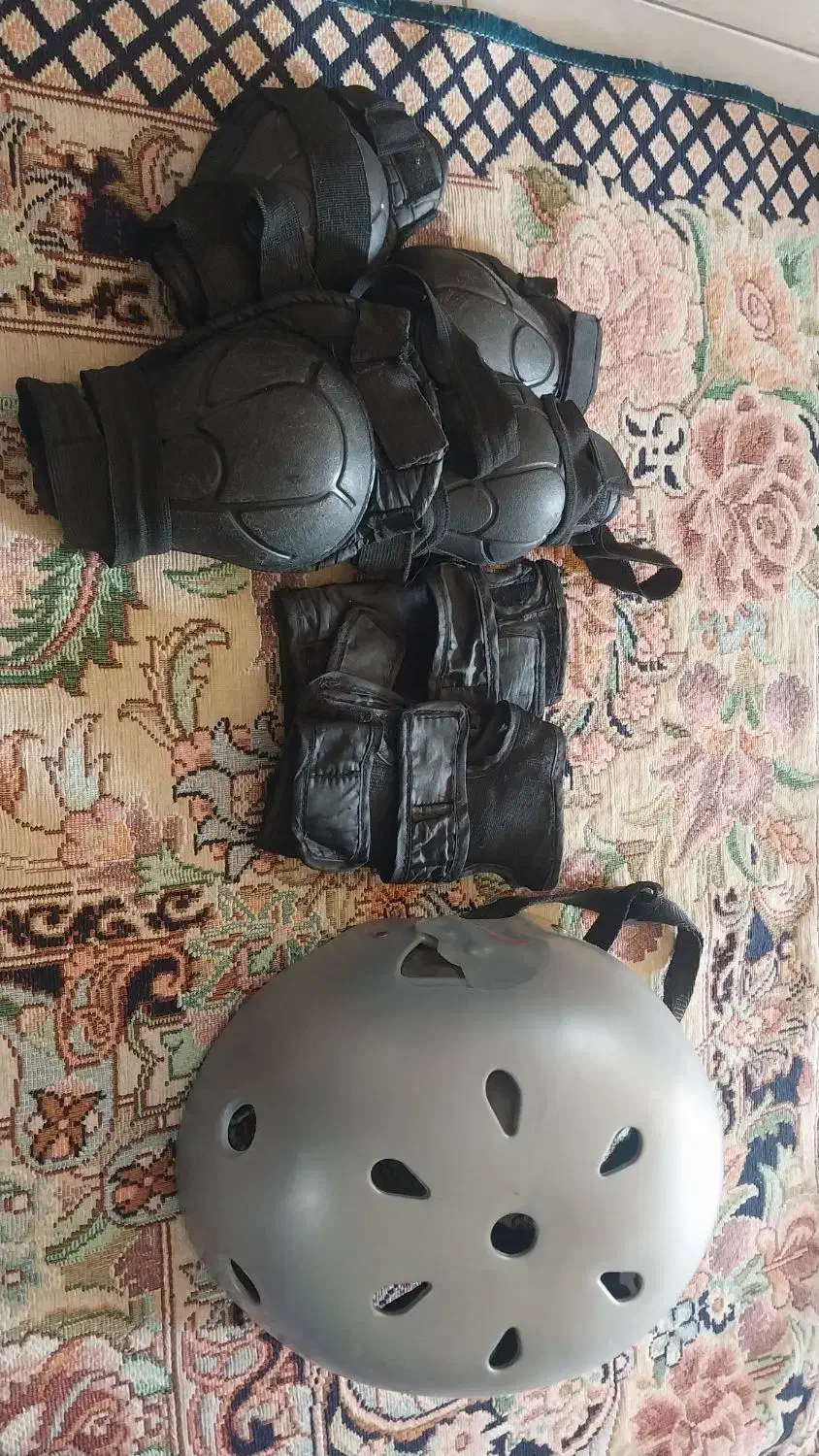 دو عدد اسکیت|دوچرخه، اسکیت، اسکوتر|اصفهان, عسگریه|دیوار