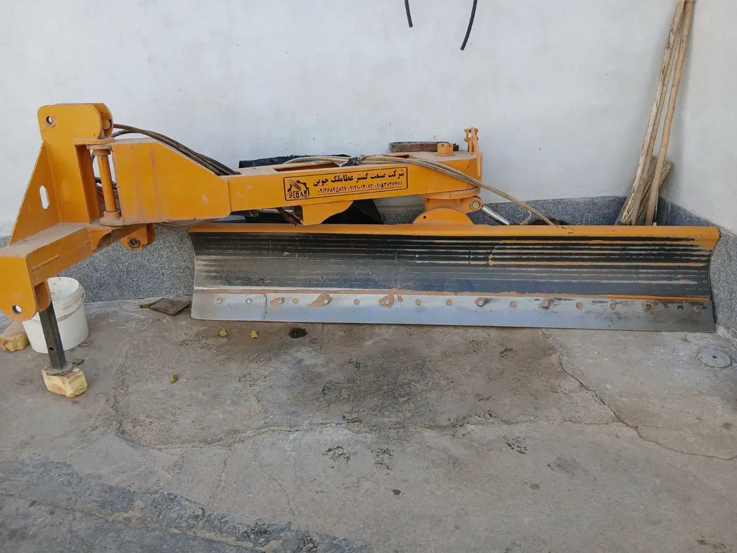بیل عقب تراکتور|ماشینآلات صنعتی|سبزوار, قصبه غربی|دیوار