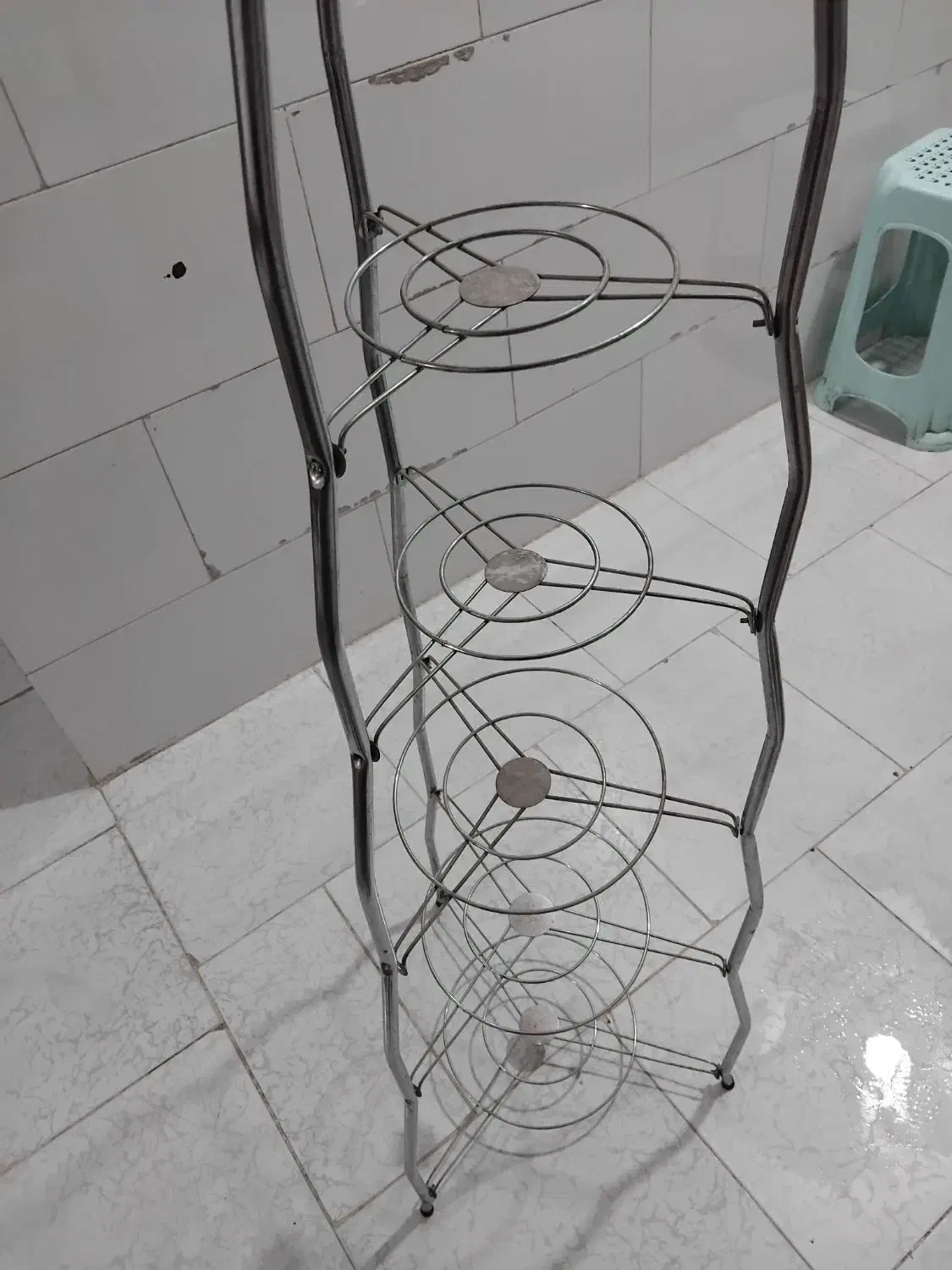 پایه قابلمه|آب‌چکان و نظم‌دهنده ظروف|نیشابور, پنجراه|دیوار