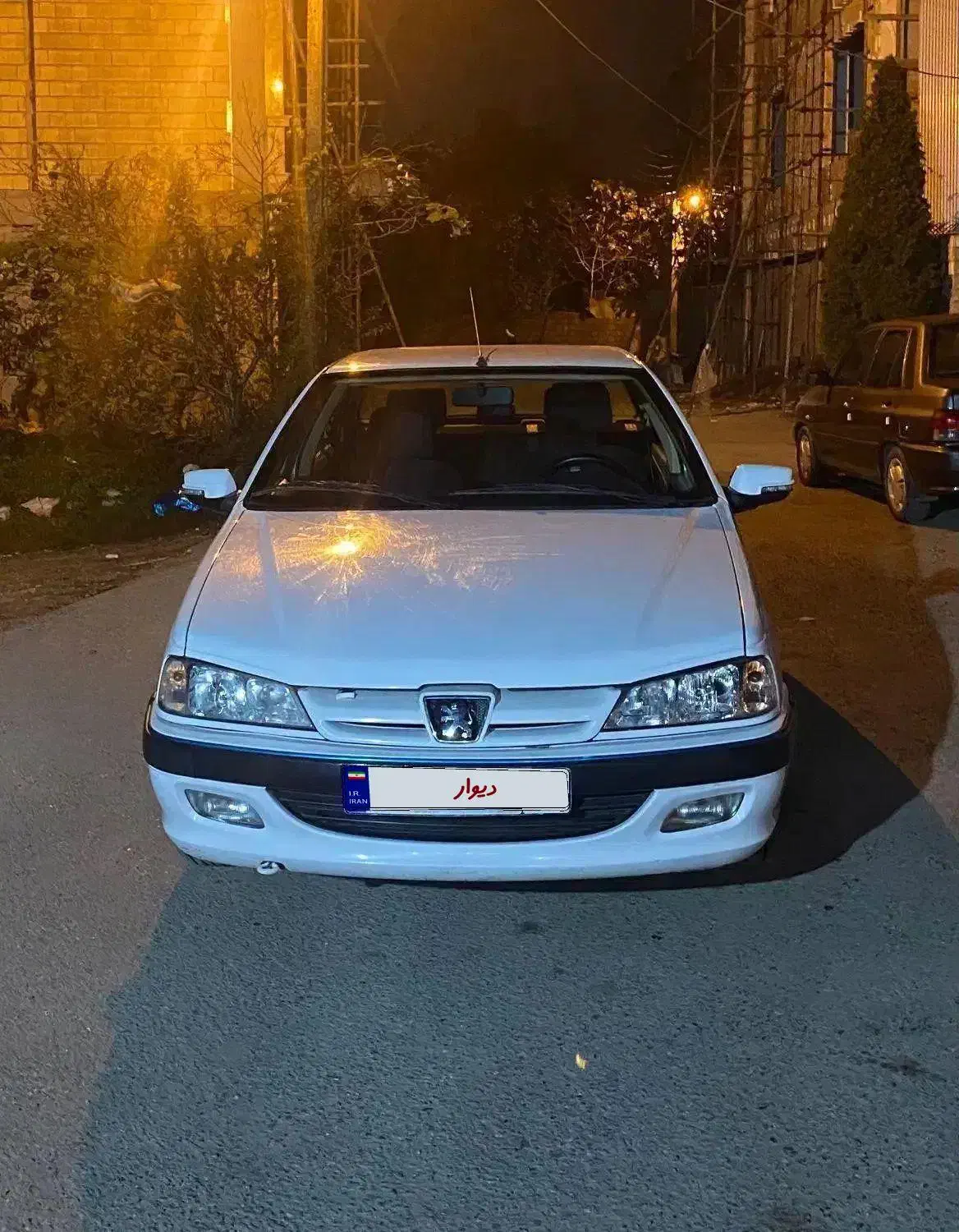 پارس|خودرو سواری و وانت|رشت, آتشگاه|دیوار