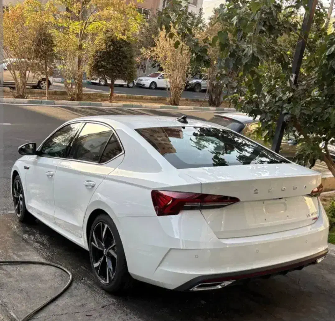 اشکودا ۲۰۲۴ فول لاکچری|خودرو سواری و وانت|تهران, قیطریه|دیوار