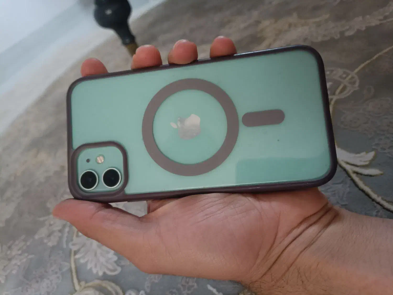 ایفون یازده خیلی تمیز|موبایل|تربتحیدریه, بالا ولایت|دیوار