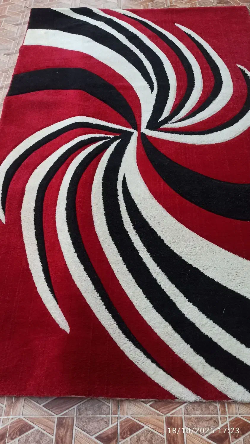 فرش ماشینی در حد نو|فرش|شیراز, ریاستی|دیوار