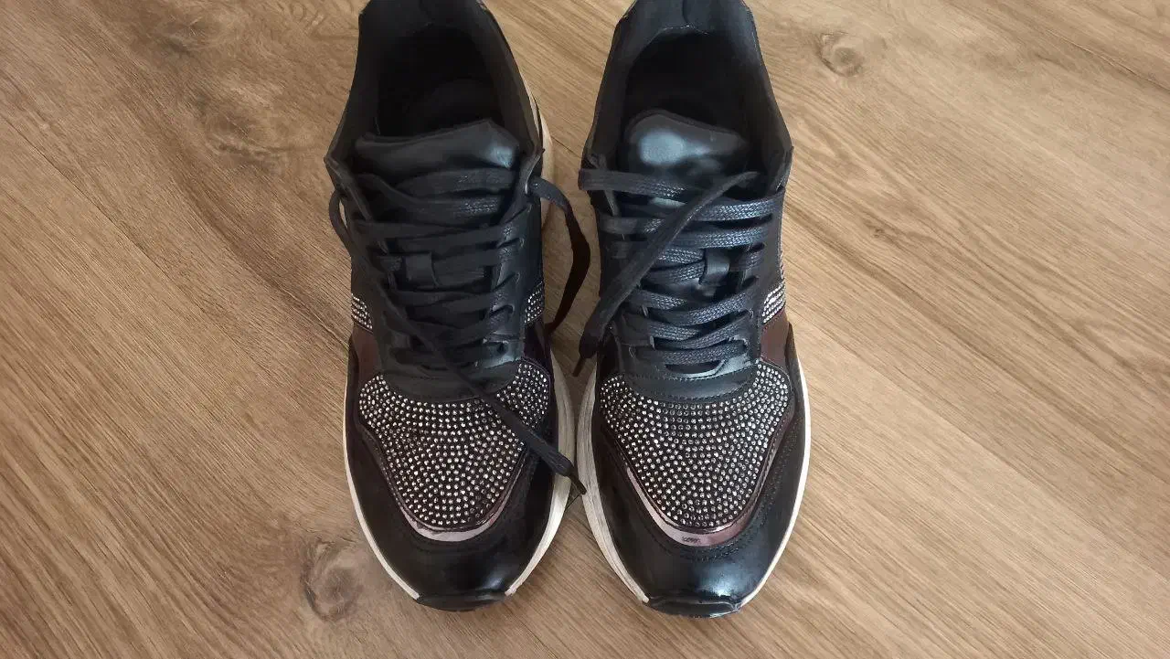 کتانی ترک|کیف، کفش، کمربند|چهاردانگه (تهران), |دیوار