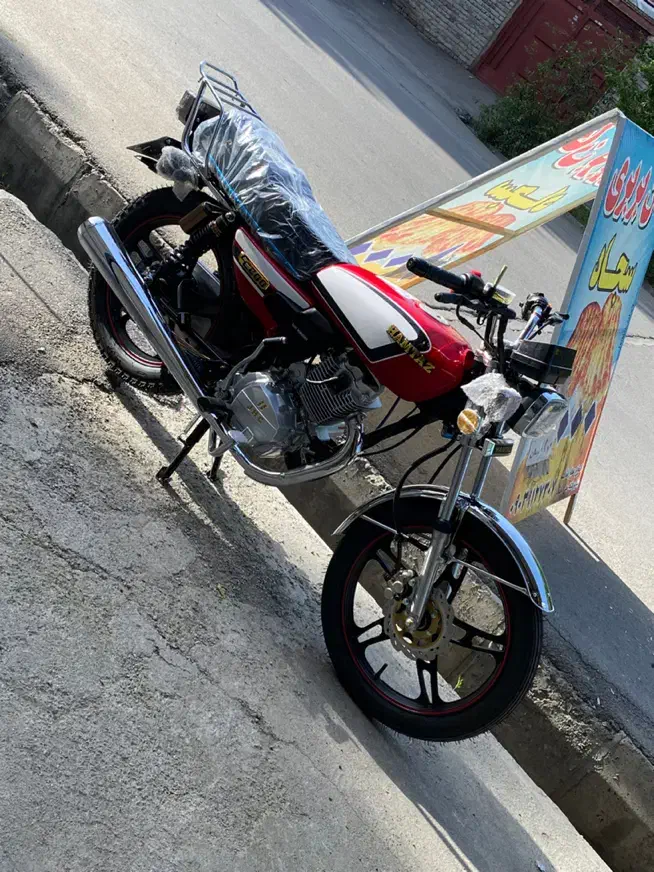 همتاز ۲۰۰ نیوفیس|موتورسیکلت|سلماس, |دیوار