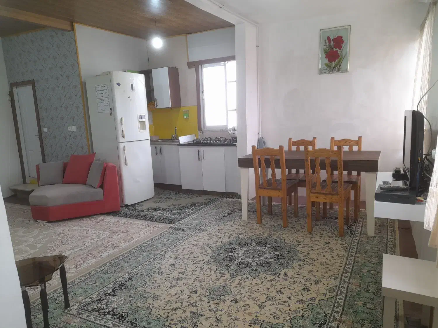 سویت  روزانه|اجارهٔ کوتاه‌مدت آپارتمان و سوئیت|رشت, هلال احمر|دیوار