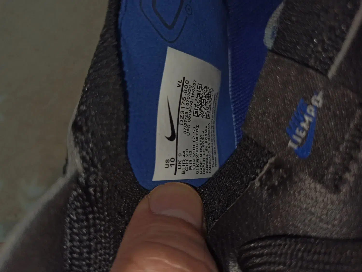 کفش نایک تمپو اصل بوسنی سایز 44|کیف، کفش، کمربند|بوشهر, |دیوار