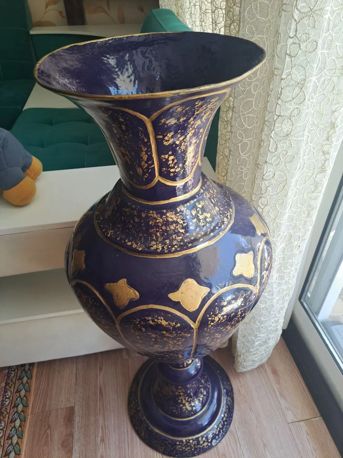 گلدان بزرگ|صنایع دستی و سایر لوازم تزئینی|اصفهان, خرم|دیوار