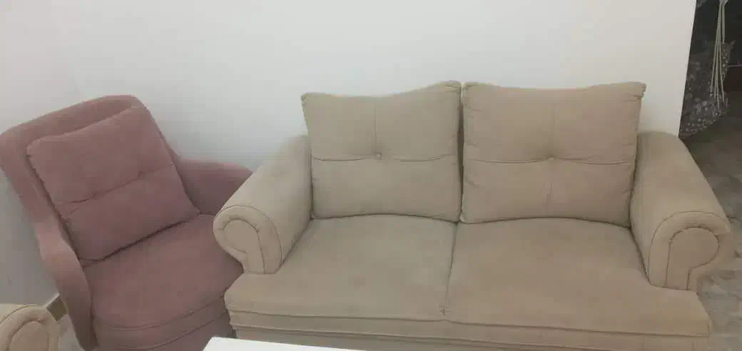 مبل ۷ نفره تمیز|مبلمان خانگی و میز عسلی|تهران, منیریه|دیوار