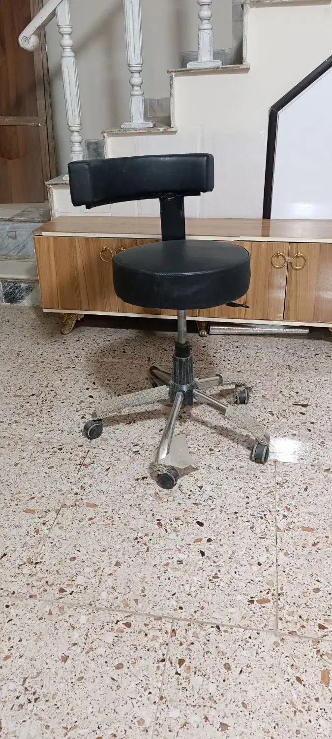 صندلی اصلاح|آرایشگاه و سالن‌های زیبایی|نیشابور, شهرک رسولی|دیوار