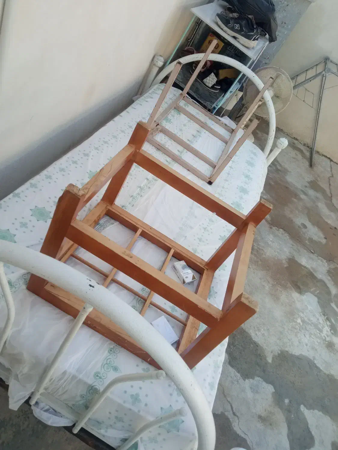 تخت خواب|تشک تختخواب|مسجد سلیمان, |دیوار