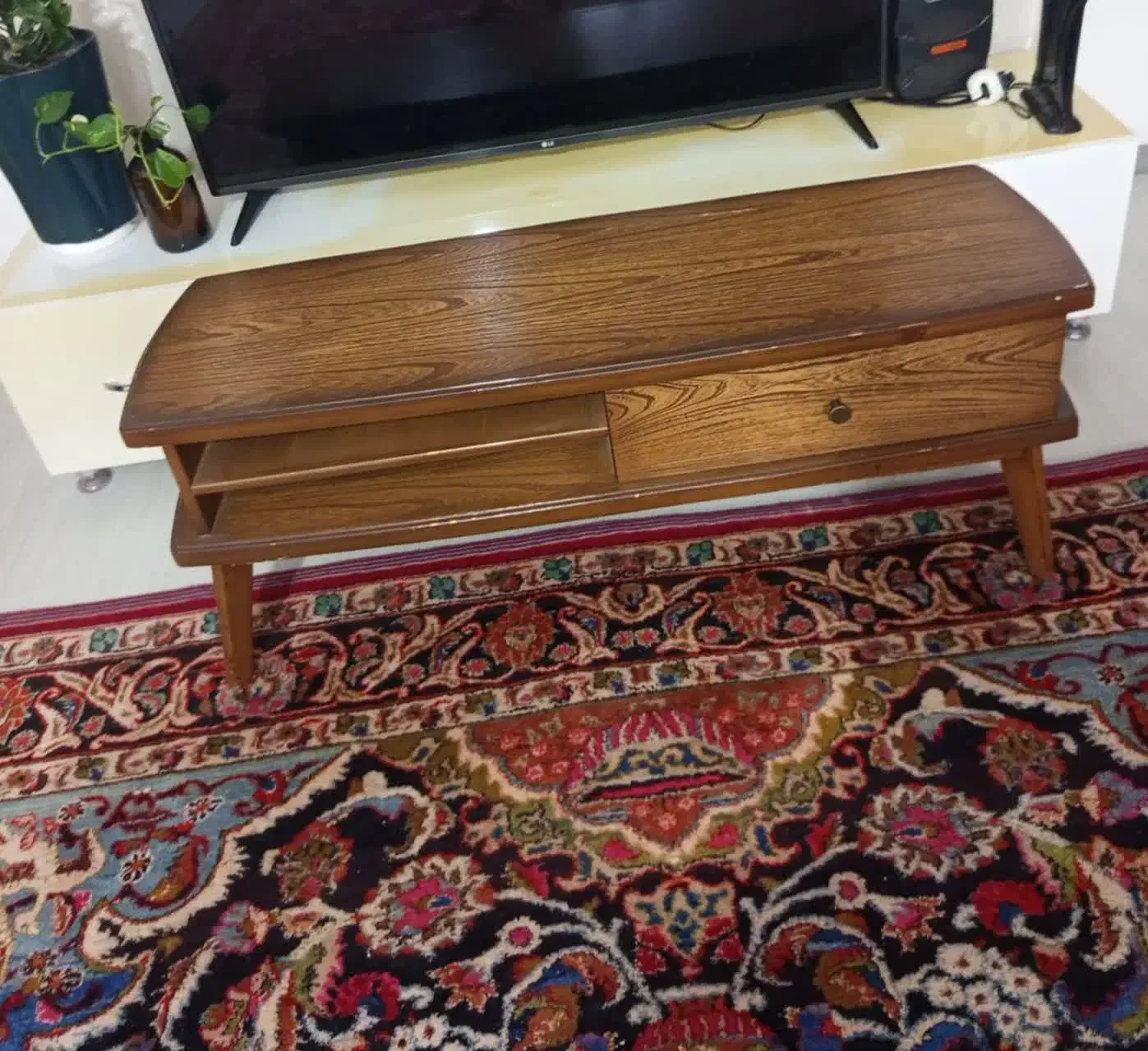 میز تلویویزن نو|میز تلویزیون|مشهد, چهارچشمه|دیوار