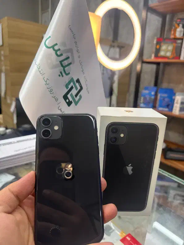 ایفون ۱۱ نرمال|موبایل|اصفهان, شهرک کاوه|دیوار