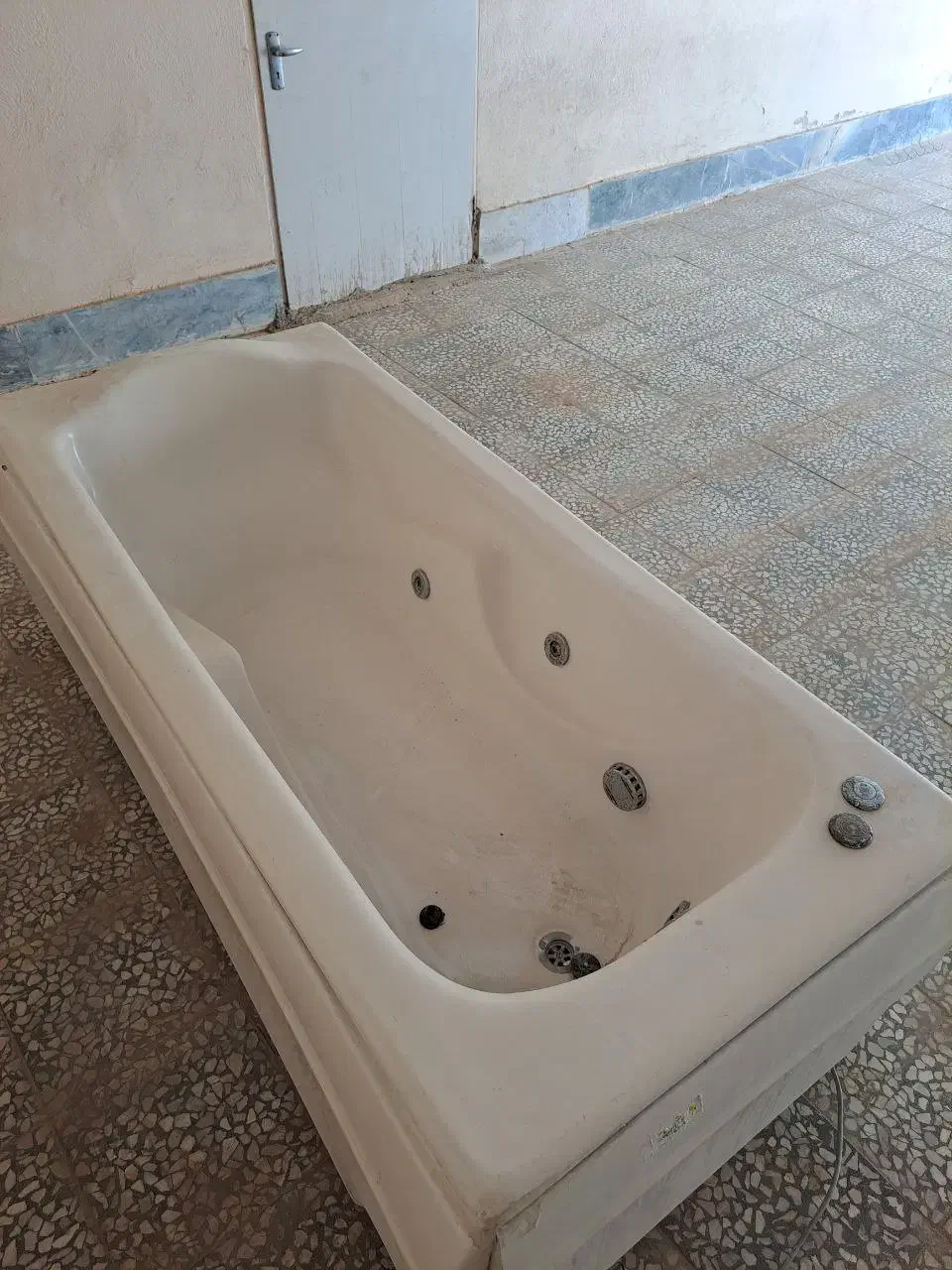 وان جکوزی دار|لوازم حمام|هشتگرد, فاز ۱ مهستان|دیوار