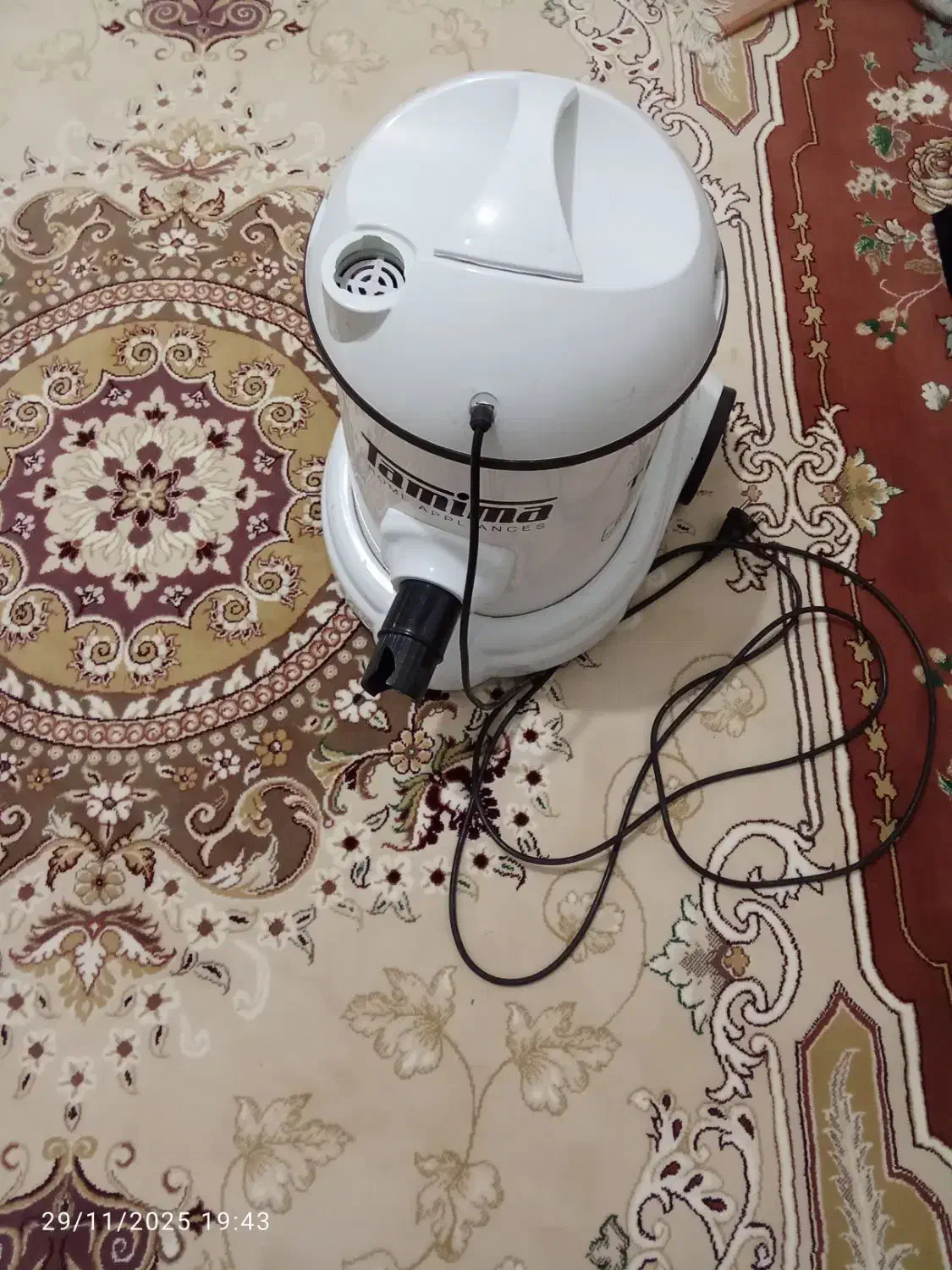 جارو برقی|جاروبرقی، جارو شارژی، بخارشو|قروه, |دیوار