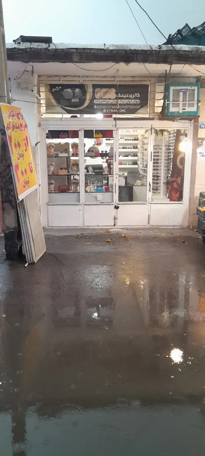 اجاره مغازه ۲۰متری،شیکوتمیزکنارمترو ونزدیک خ کاوه.|اجارهٔ مغازه و غرفه|اصفهان, شمس آباد|دیوار