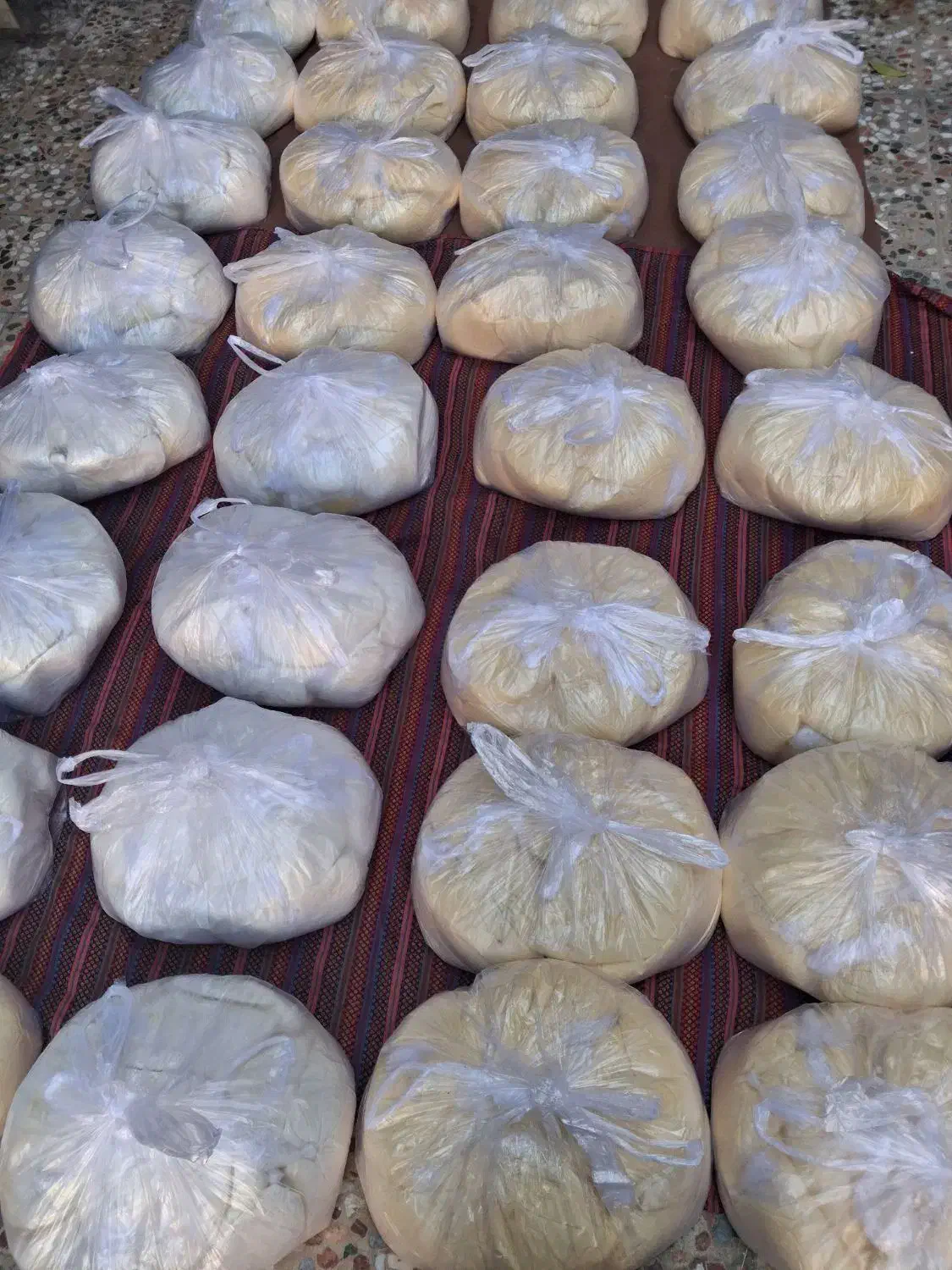 الوچه|خوردنی و آشامیدنی|ری, بی‌بی شهر بانو|دیوار