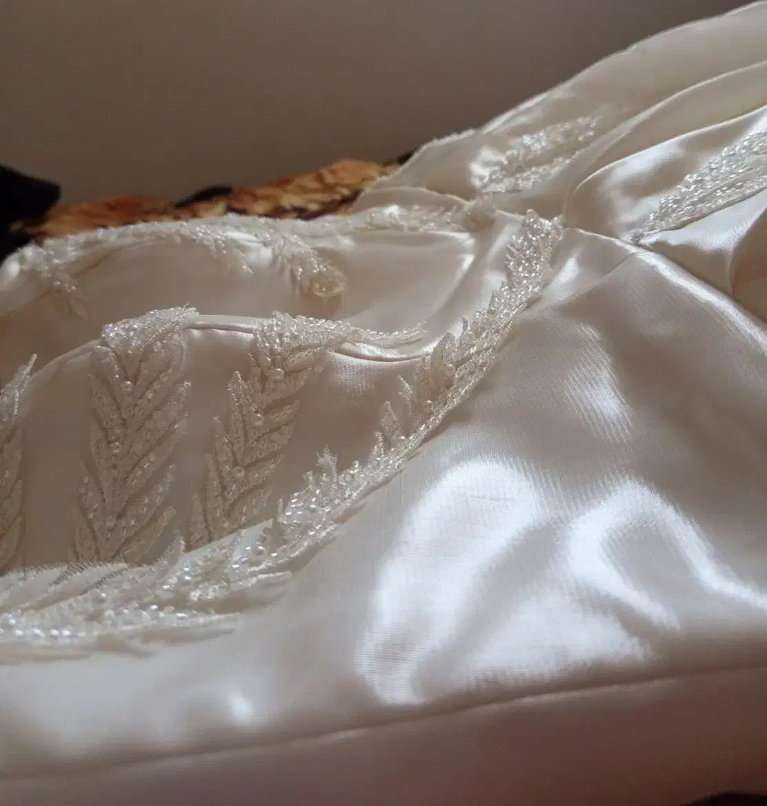 لباس عقد /عروس|لباس|قدس, شهرقدس|دیوار