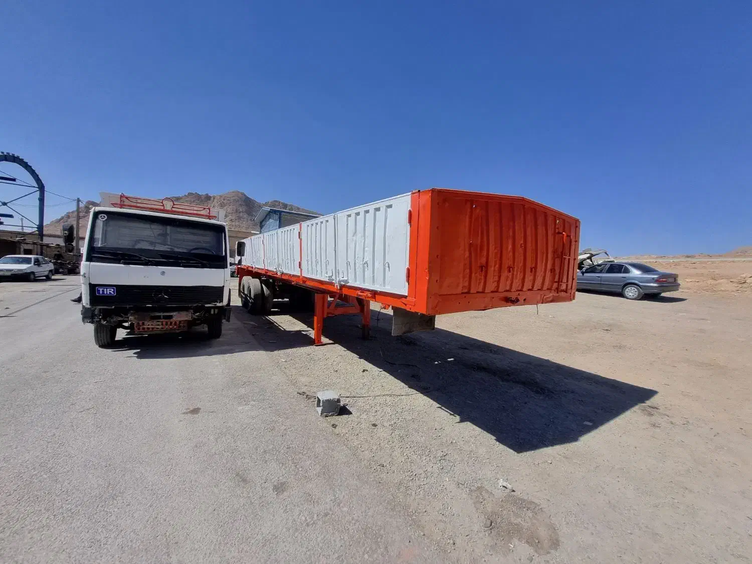 لبه دار ۲ محور چرخ ۲۴|خودرو سنگین|اشکذر, |دیوار