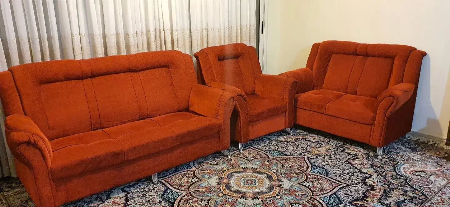 مبل ۷ نفره راحتی|مبلمان خانگی و میز عسلی|تهران, آرارات|دیوار
