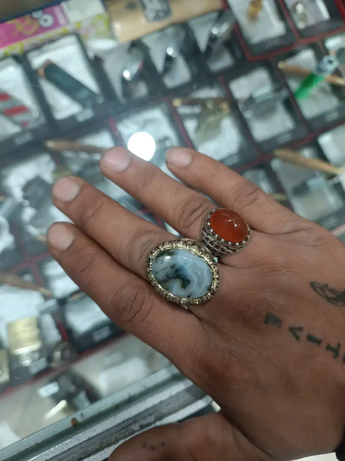 انگشتر|جواهرات|پیشوا, |دیوار