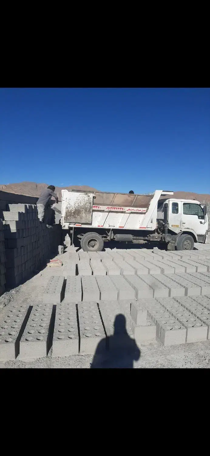 حمل انواع بار با کمپرسی 6تن خاور کمپرسی|خدمات حمل و نقل|نجفآباد, شیخ بهایی جنوبی|دیوار