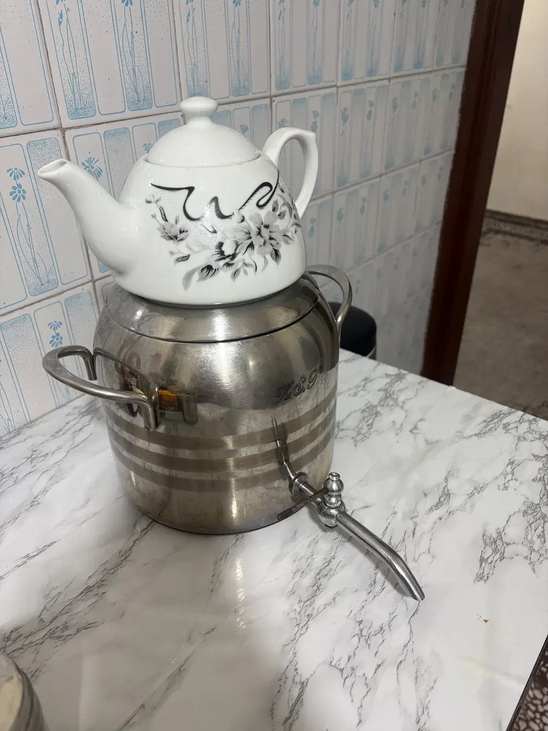 کتری|قوری، کتری، قهوهساز دستی|اسلامآباد غرب, |دیوار