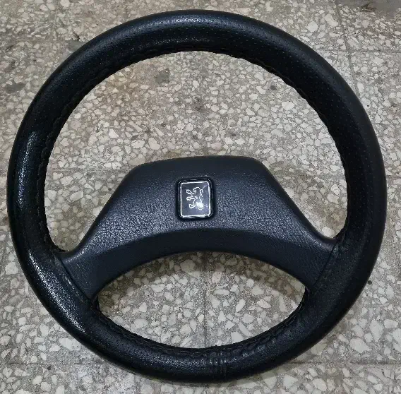 فرمان و کفی صندوق پژو ۴۰۵|قطعات یدکی و لوازم جانبی|قم, گلزار|دیوار