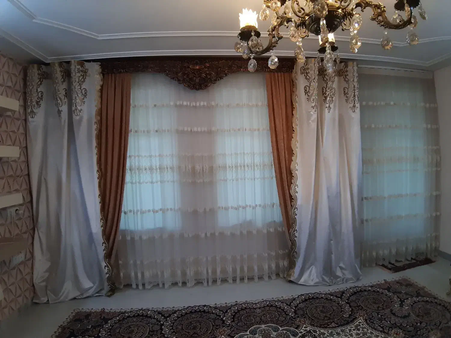 تاج،پرده،دستک|صنایع دستی و سایر لوازم تزئینی|شیروان (خراسان), |دیوار