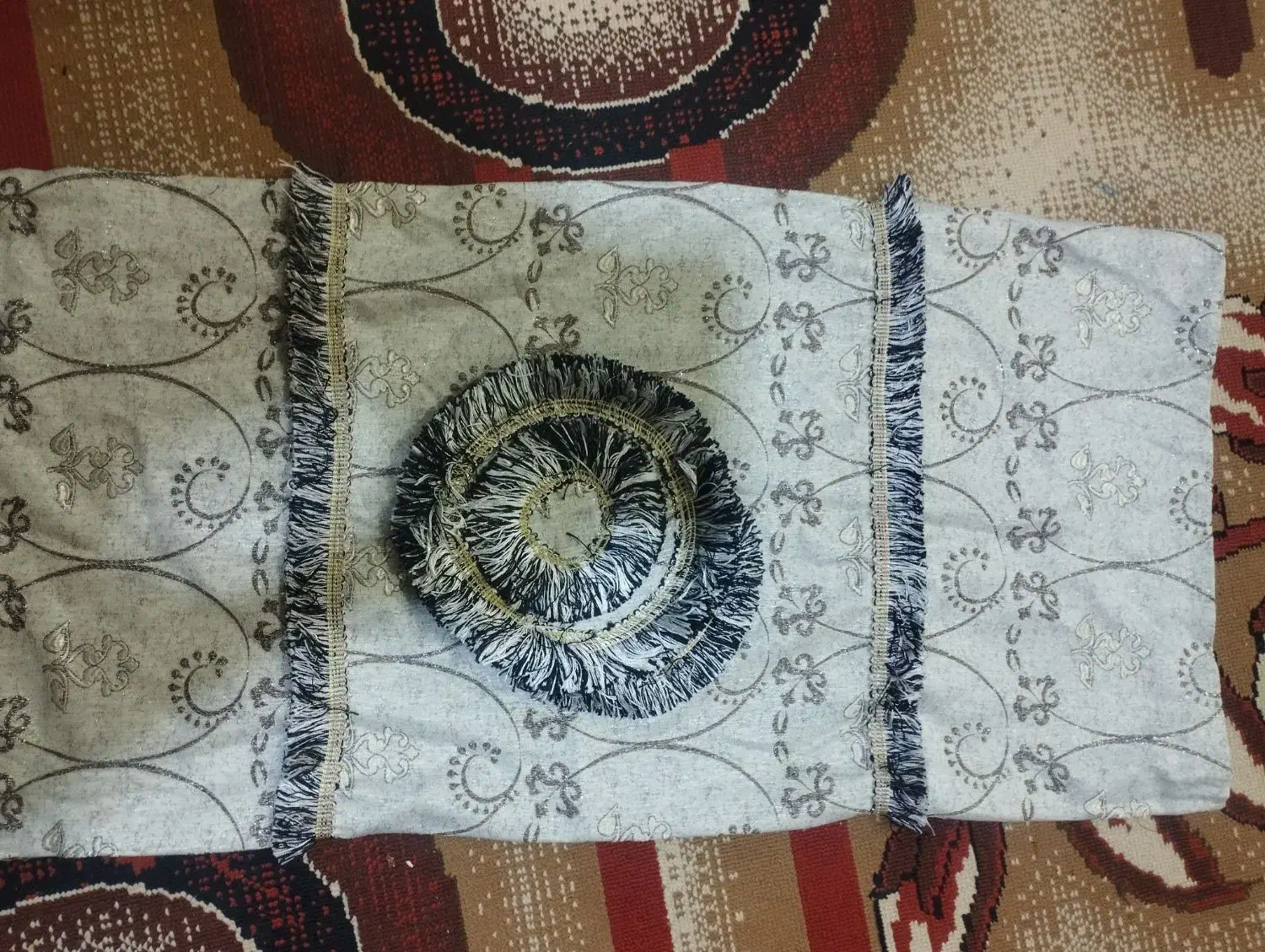 روبالشی|رختخواب، بالش، پتو|دهدشت, |دیوار