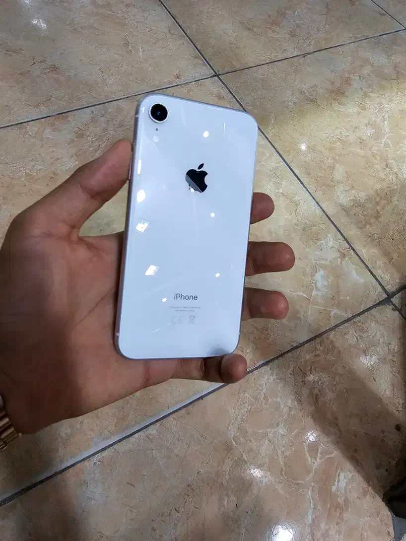iPhone xr ایفون ایکس ار عتیقه|موبایل|ارومیه, |دیوار
