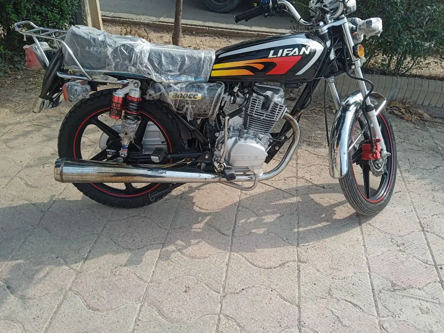 200 لیفان 403|موتورسیکلت|قرق, |دیوار