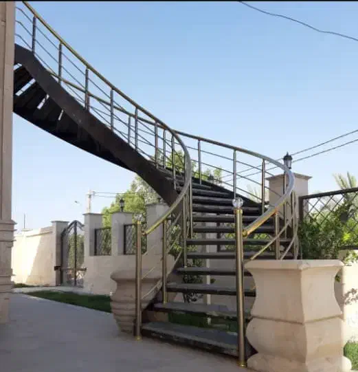 ساخت پله گرد کار ماست|خدمات پیشه و مهارت|آبادان, |دیوار