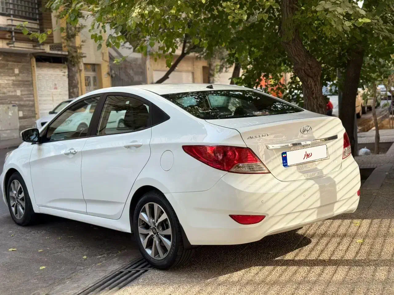 اکسنت ۲۰۱۶ موتور بلو|خودرو سواری و وانت|شیراز, سینما سعدی|دیوار